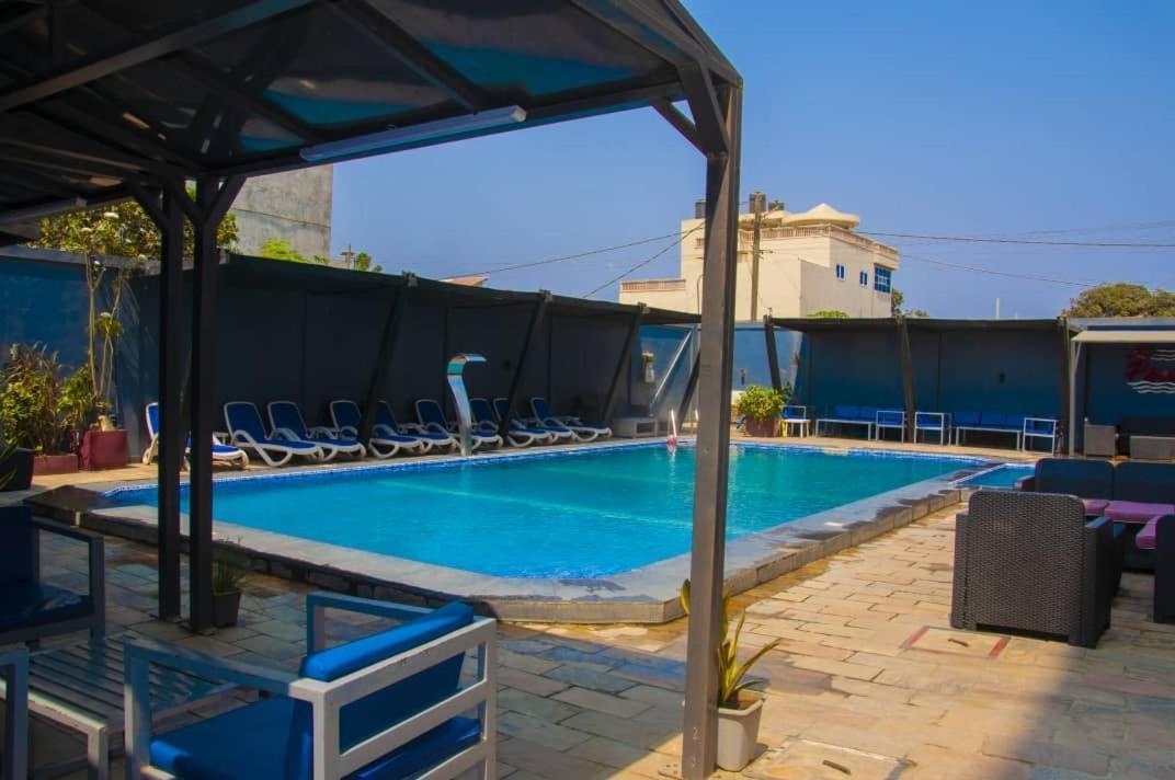 Dodoo Lodge Cotonou Exterior photo